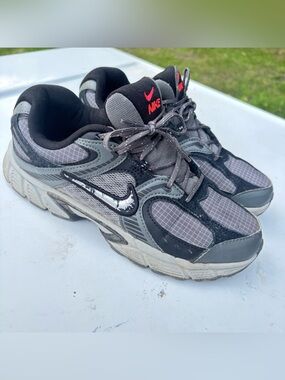 Boys Nike Sneakers